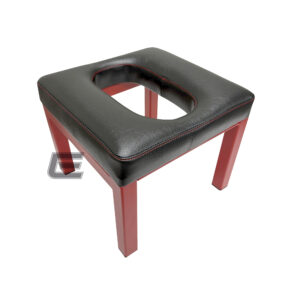 kleiner Facesitting-Hocker